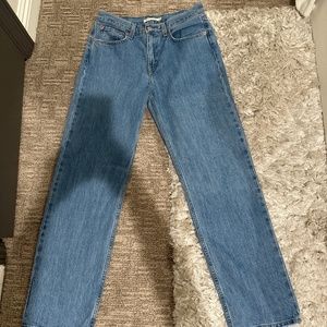 Dark wash Levi’s jeans